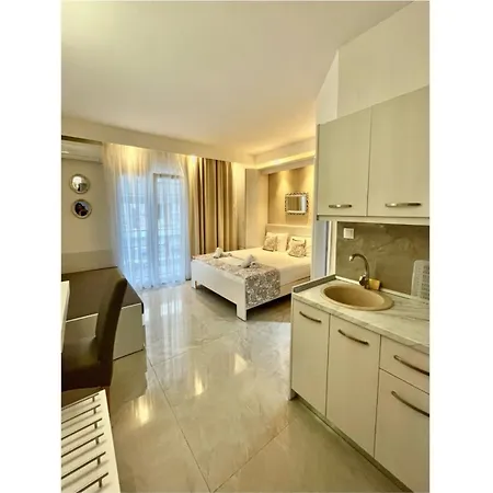 Apartment Myrto Pefkochori