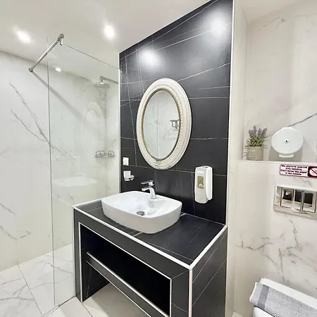 Myrto Apartment